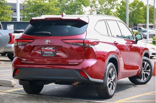 2021 Toyota Highlander XLE