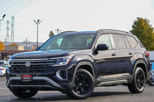 2024 Volkswagen Atlas 2.0T SE w/Technology 4MOTION