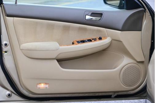 2005 Honda Accord EX