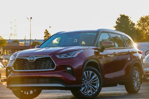 2025 Toyota Highlander Platinum