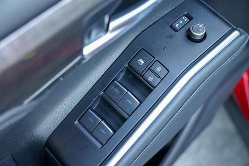 2025 Toyota Highlander Platinum
