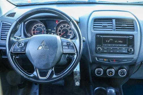 2017 Mitsubishi Outlander Sport 2.0 LE