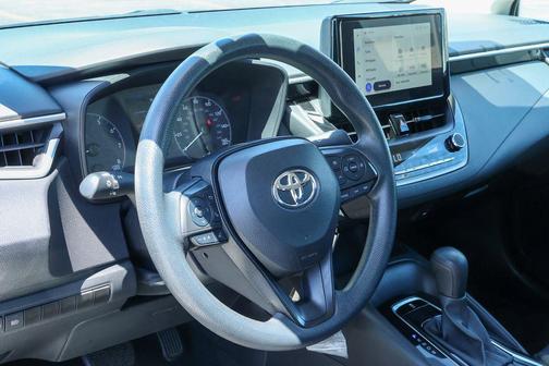 Ice 2024 Toyota Corolla LE