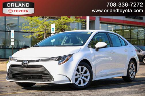 Ice Cap 2024 Toyota Corolla LE