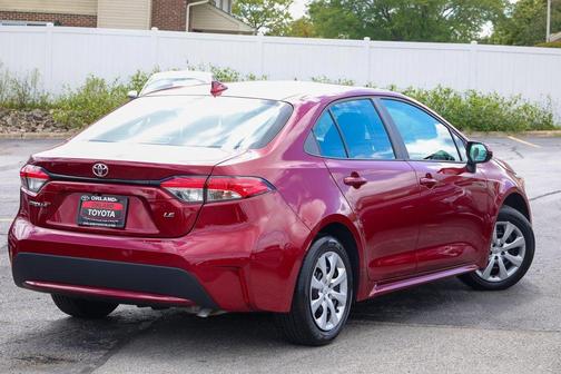 2022 Toyota Corolla LE