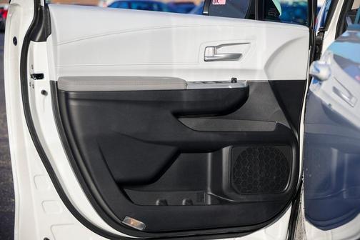 2025 Toyota Sienna XLE 7 Passenger