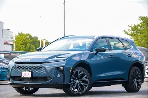 2025 Toyota Crown Signia Limited