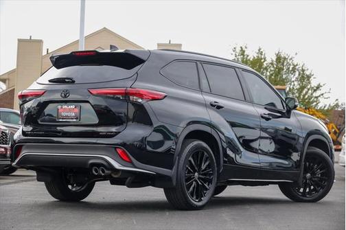 2023 Toyota Highlander XSE
