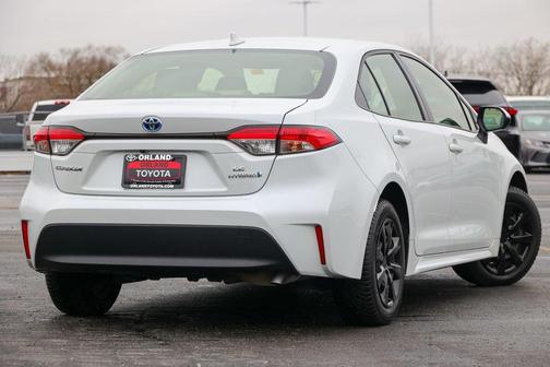 2024 Toyota Corolla Hybrid LE