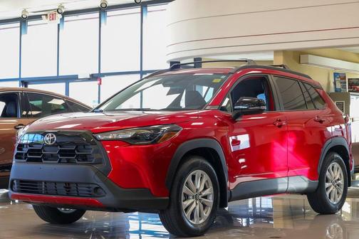 2026 Toyota Corolla Cross LE