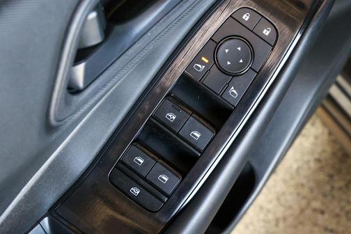Gun Metallic 2024 Nissan Rogue S
