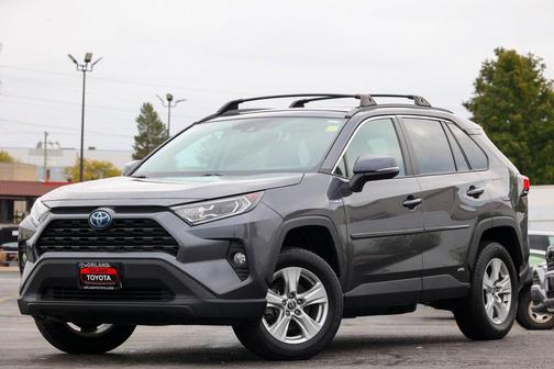 2021 Toyota RAV4 Hybrid XLE