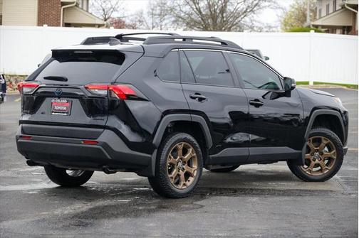 2023 Toyota RAV4 Hybrid SE