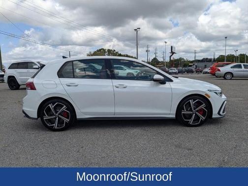 2024 Volkswagen Golf GTI 2.0T SE