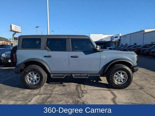 2024 Ford Bronco WILDTRAK