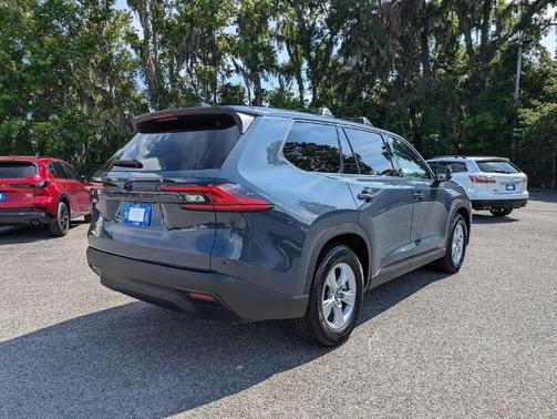 Storm 2025 Toyota Grand Highlander LE