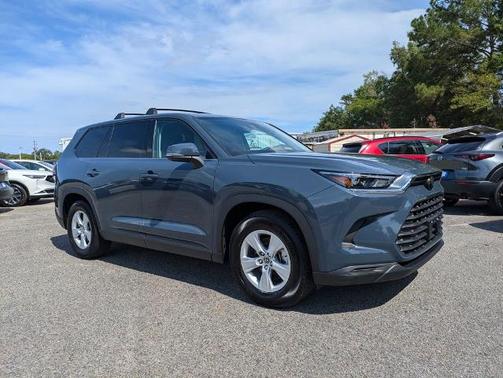 Storm 2025 Toyota Grand Highlander LE