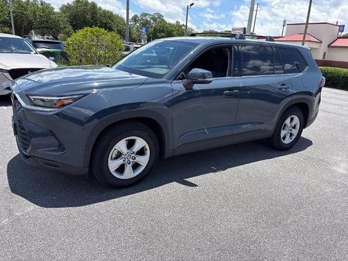 Storm 2025 Toyota Grand Highlander LE