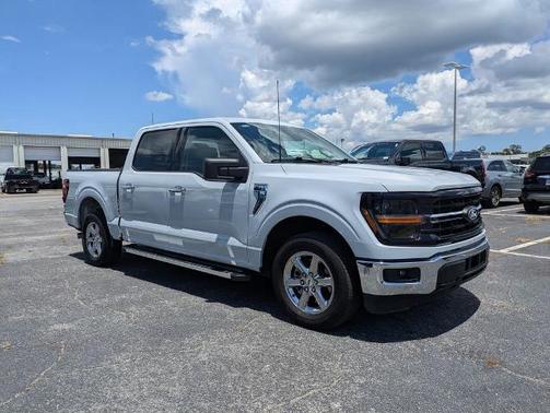 SPACE WHITE METALLIC 2025 Ford F-150 XLT