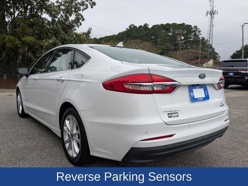 2019 Ford Fusion Hybrid SE