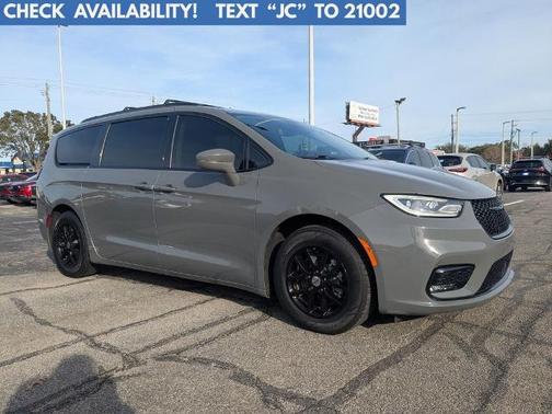 2022 Chrysler Pacifica TOURING L