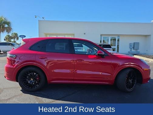 2021 Porsche Cayenne GTS