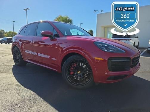 2021 Porsche Cayenne GTS