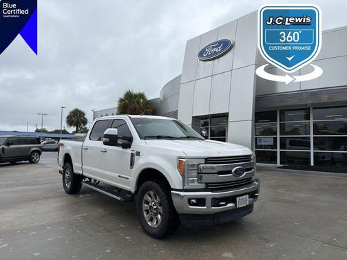2017 Ford F-350 Lariat Super Duty