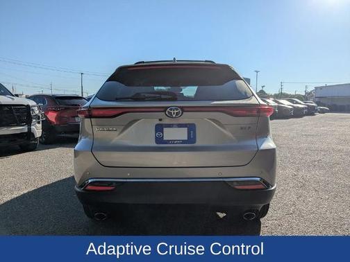 2023 Toyota Venza LE