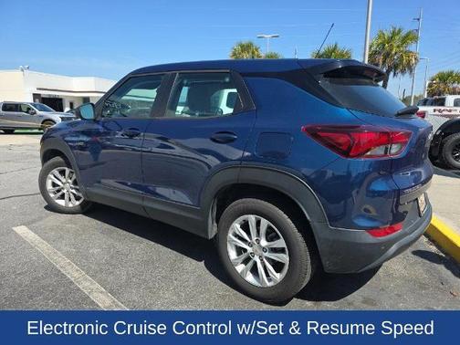 Pacific Blue Metallic 2021 Chevrolet Trailblazer LS