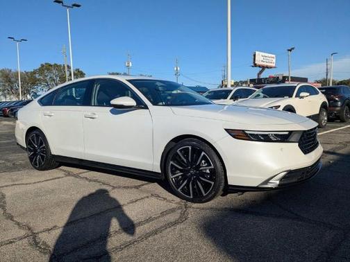 2024 Honda Accord TOURING