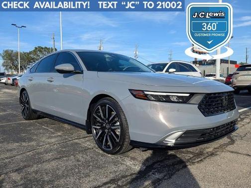 2023 Honda Accord TOURING