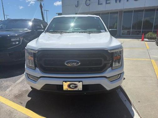 OXFORD WHITE 2021 Ford F-150 XLT