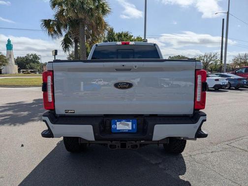 2026 Ford F-350 Lariat Super Duty