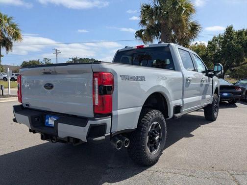 2026 Ford F-350 Lariat Super Duty