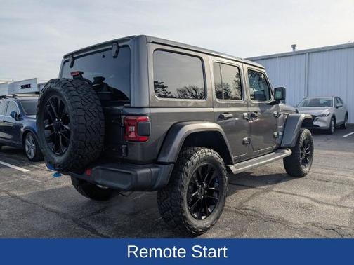 2022 Jeep Wrangler Unlimited SAHARA