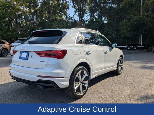 2021 Audi Q3 45 S line Premium