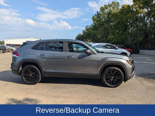 2024 Volkswagen Atlas Cross Sport 2.0T SE w/Technology