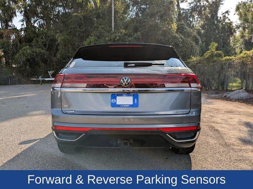 2024 Volkswagen Atlas Cross Sport 2.0T SE w/Technology