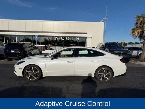 2022 Hyundai SONATA SEL Plus