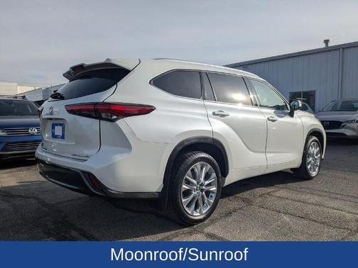 2021 Toyota Highlander LIMITED