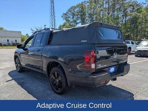 Crystal Black Pearl 2017 Honda Ridgeline BLACK EDITION