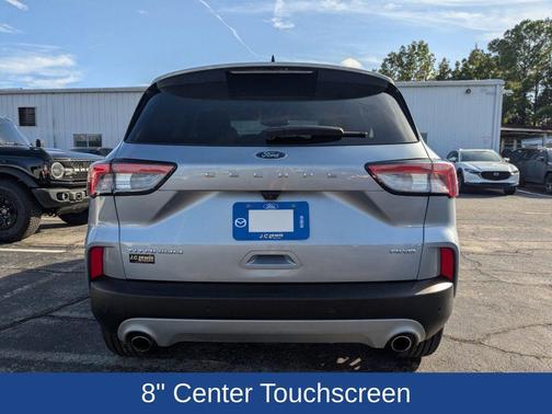 2022 Ford Escape Titanium