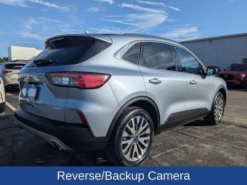2022 Ford Escape Titanium