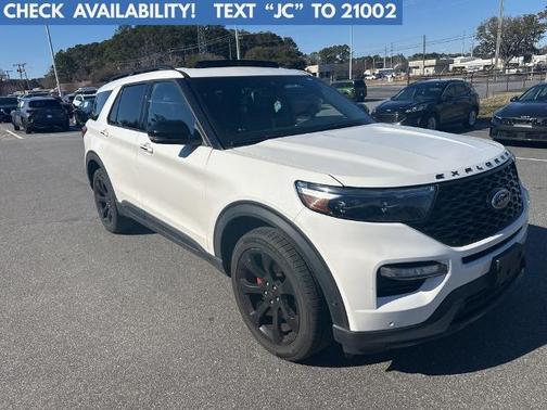 2022 Ford Explorer ST