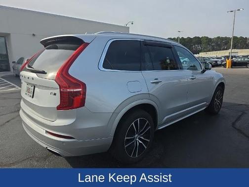 2020 Volvo XC90 T5 MOMENTUM 7 PASSENGER