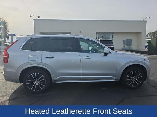 2020 Volvo XC90 T5 MOMENTUM 7 PASSENGER