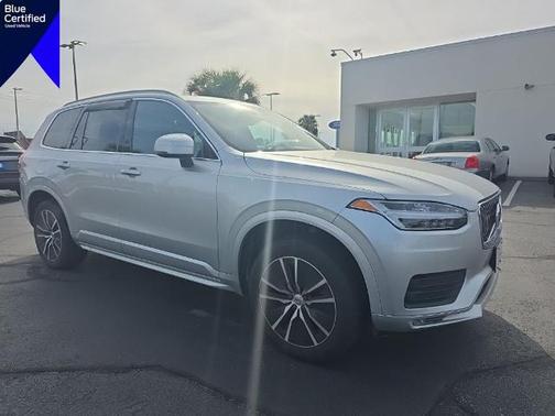 2020 Volvo XC90 T5 MOMENTUM 7 PASSENGER