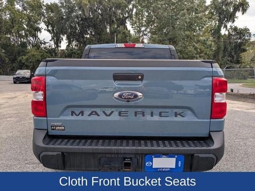 2022 Ford Maverick XL