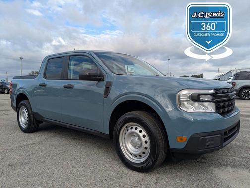 2022 Ford Maverick XL